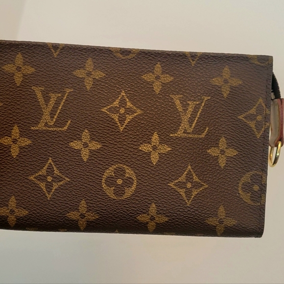 Authentic Louis Vuitton Black Monogram Pouch - Picture 9 of 15